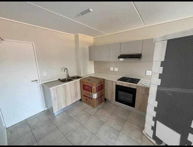 2 BEDROOM PROPERTY TO RENT IN MOOIKLOOF